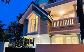 The Oval House, Kochi - Approved By Kerala Tourism - Exclusively For Families
